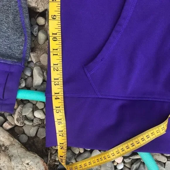 Women’s Nike Hoodie - Picture 2 of 10